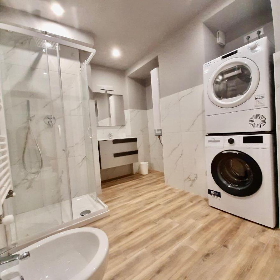 Casa Sobit Apartment Turin Bagian luar foto